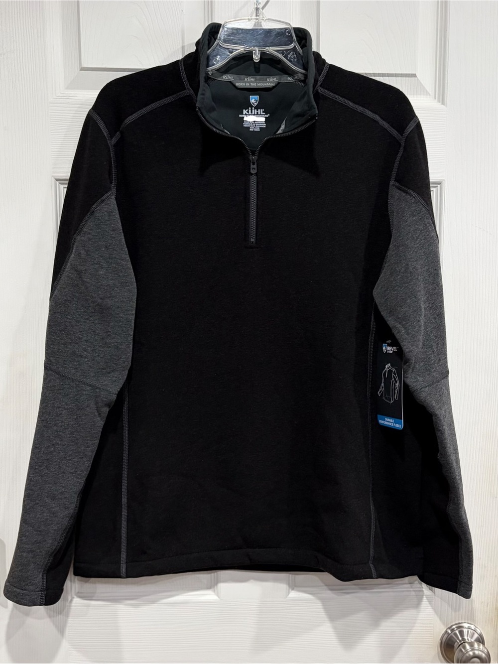 Kuhl Men's Medium Revel 1/4 Zip Jacket Sweater NWT Black Seatshirt Fleece